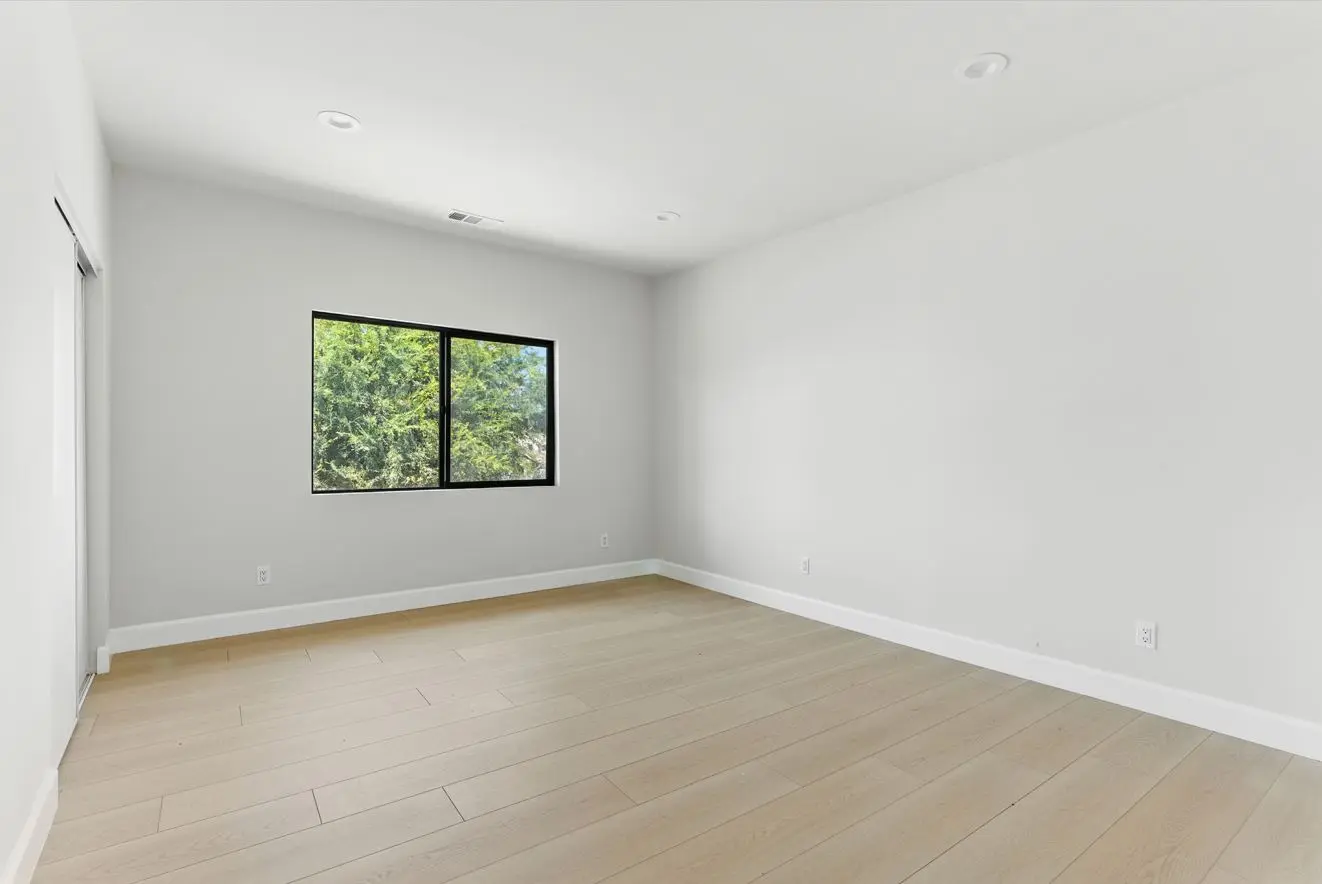 Irvine Dual Pane Window Installation